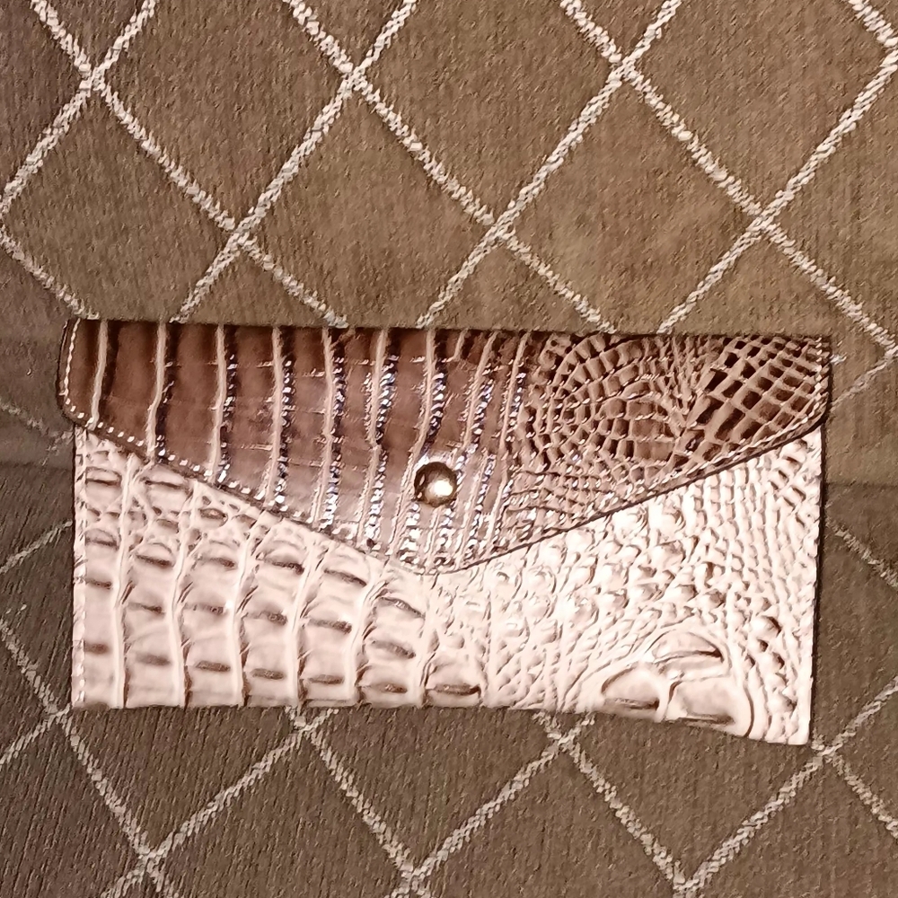 Nwot Croc Embossed 4 Pc Set - image 2